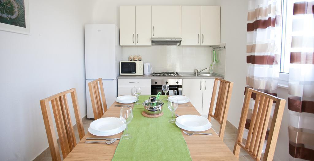 Apartments Medvid Trogir Room photo